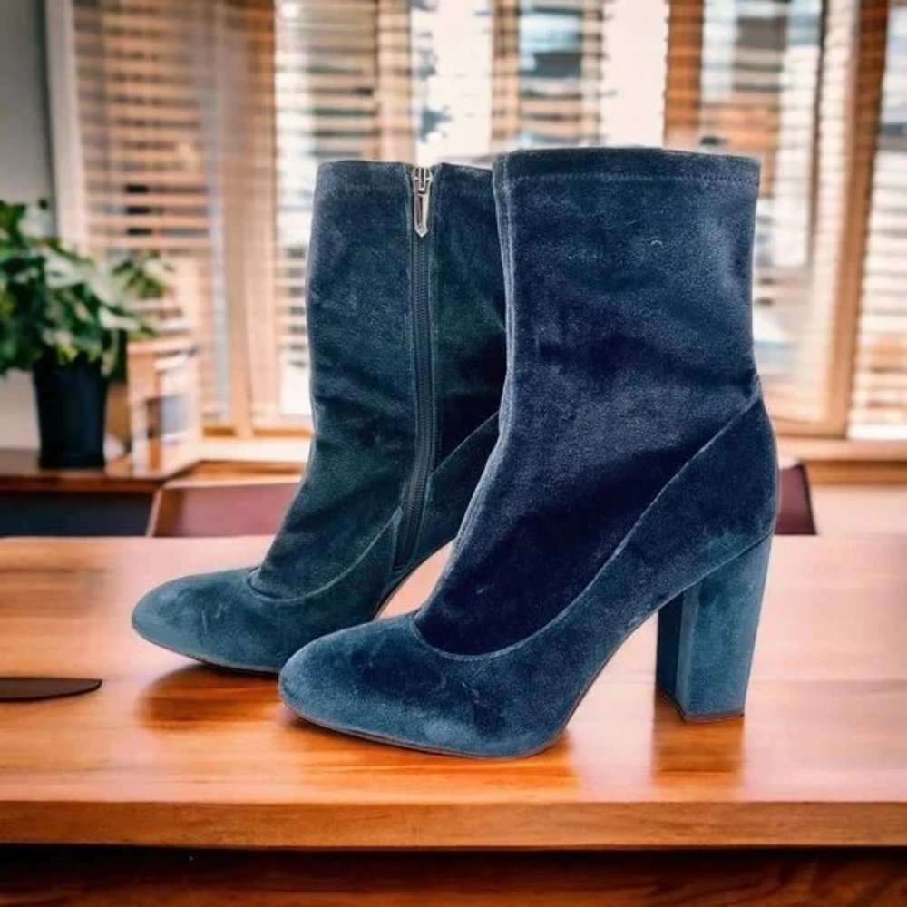 Sam Edelman Calveta Blue Teal Velvet Zipper Booties 10